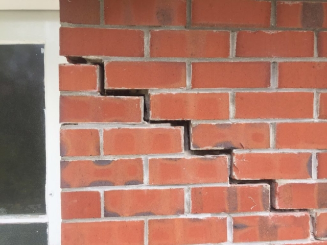 cracked brickwork repaired